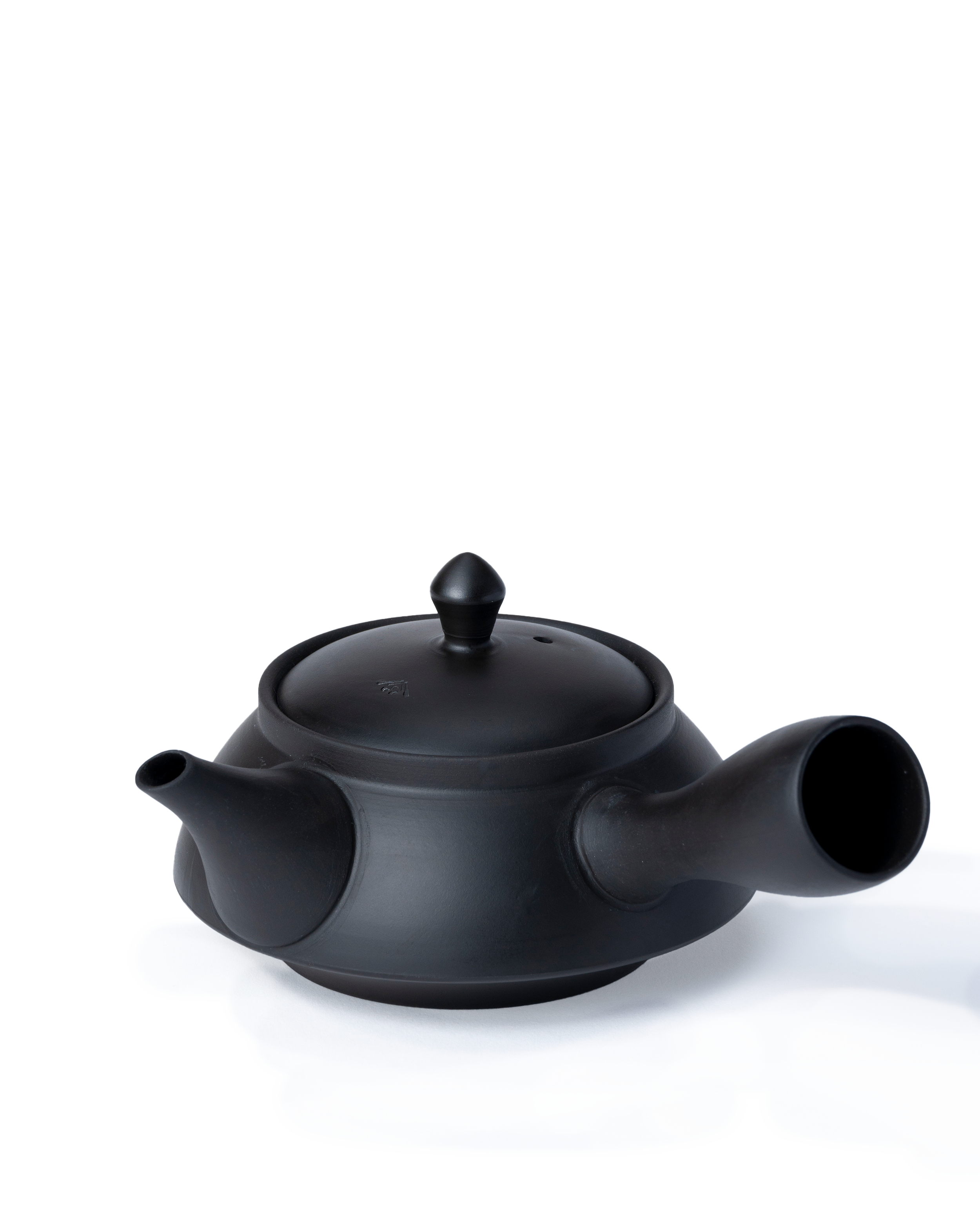 常滑焼 稲葉石水 造 黒泥茶注 黒泥丸型急須 土瓶 共箱 共布 栞 常滑焼 常滑焼 稲葉石水 造 黒泥茶注 黒泥丸型急須 土瓶 共箱 共布 栞 常滑焼