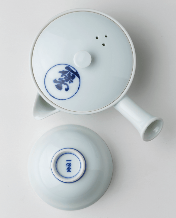 白磁急須･小 茶碗セット(波佐見焼)
